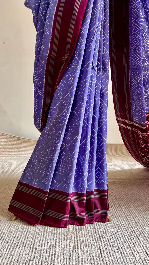 'HARINI' Handwoven Pochampally Silk Saree
