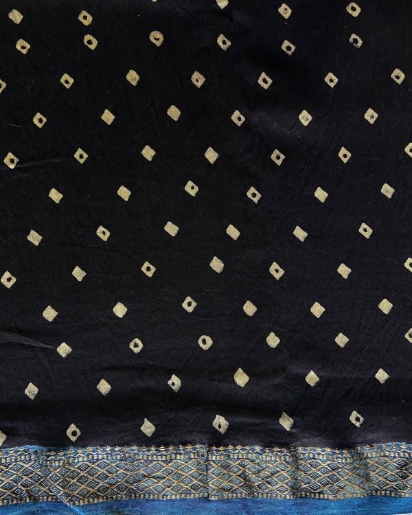 'SAMYAK: Black-Beige' Ajrakh Maheshwari Handloom Saree