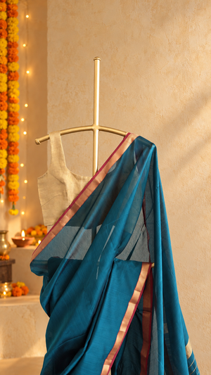 'NANDITHA: DARK TEAL' Handwoven Silk-Cotton Maheshwari Saree
