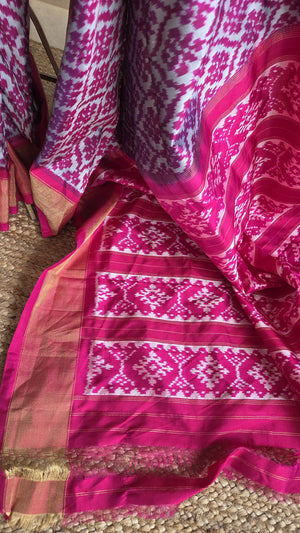 ‘SATMAL’ Handwoven Pochampally Ikat Silk Saree