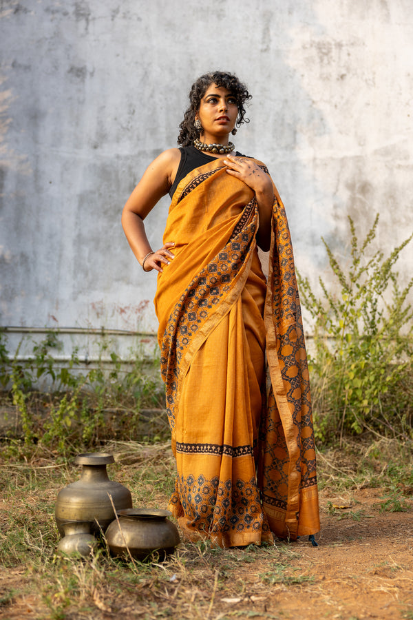 'ANVITA: Manjistha' Ajrakh Maheshwari Handloom Saree