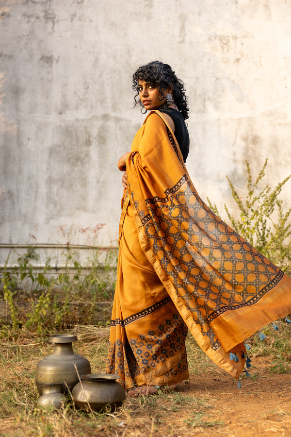 'ANVITA: Manjistha' Ajrakh Maheshwari Handloom Saree