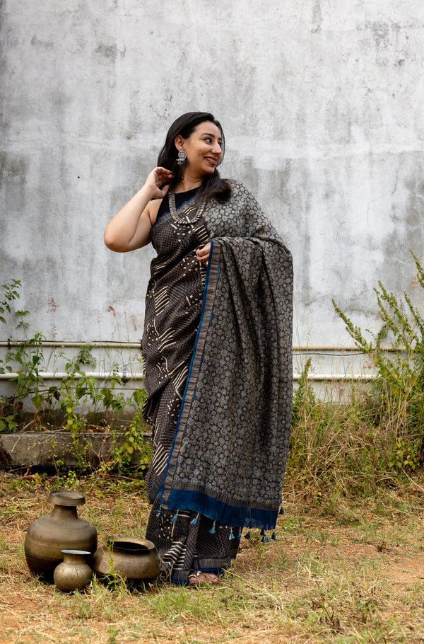 'SAMYAK: Black-Indigo' Ajrakh Maheshwari Handloom Saree