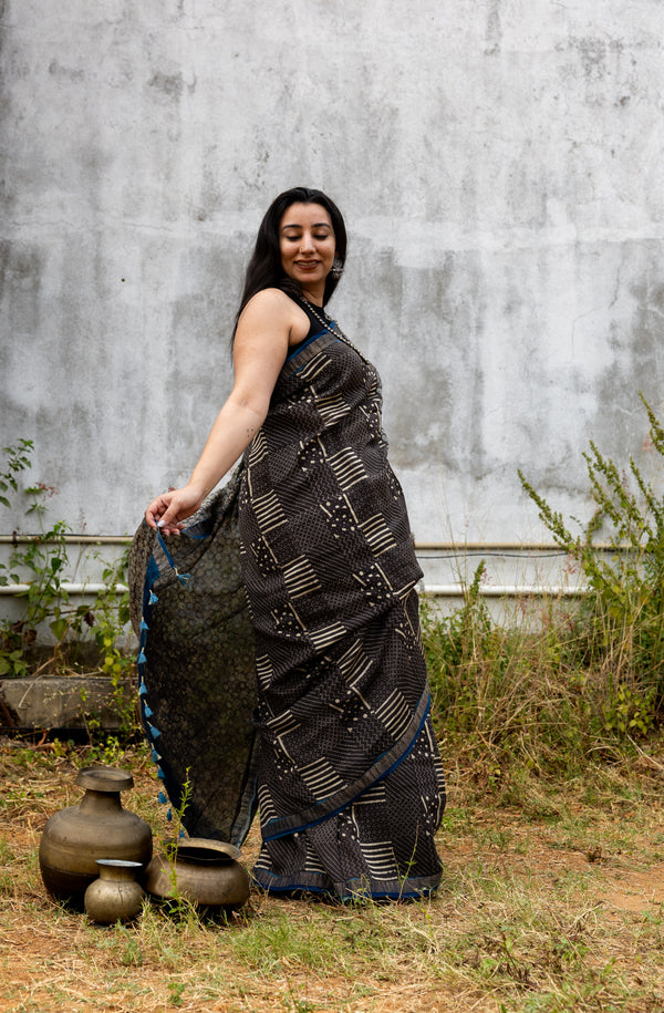 'SAMYAK: Black-Indigo' Ajrakh Maheshwari Handloom Saree