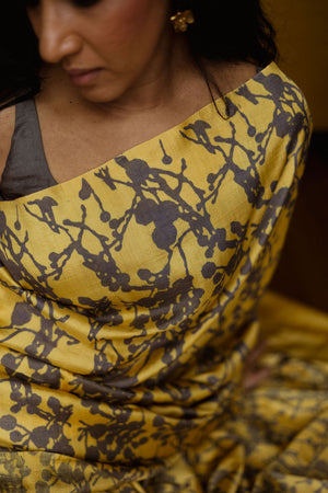 Hoo Nodi | SAMPIGE Silk Saree