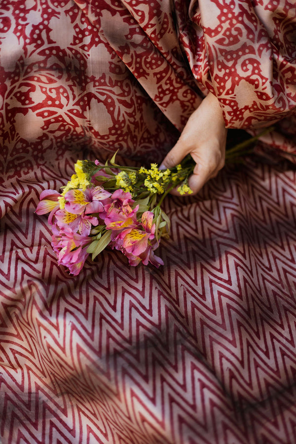 Hoo Nodi | KANAKAMBARA Silk Saree