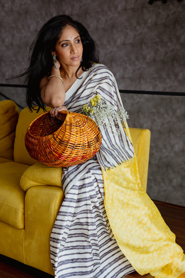 Hoo Nodi | MALLIGE Silk Saree