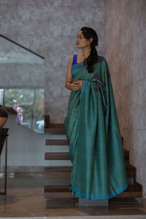 Hoo Nodi | KEPULA: Green Silk Saree