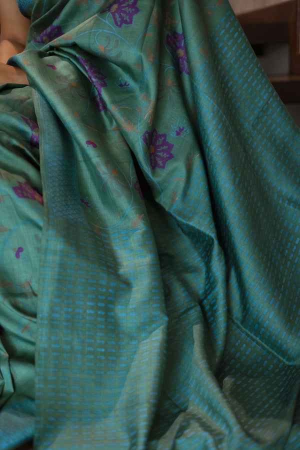 Hoo Nodi | KEPULA: Green Silk Saree